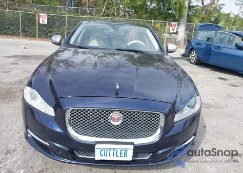 2014 Jaguar Xj z USA, uszkodzony, nr VIN SAJWJ1CD9E8V66325